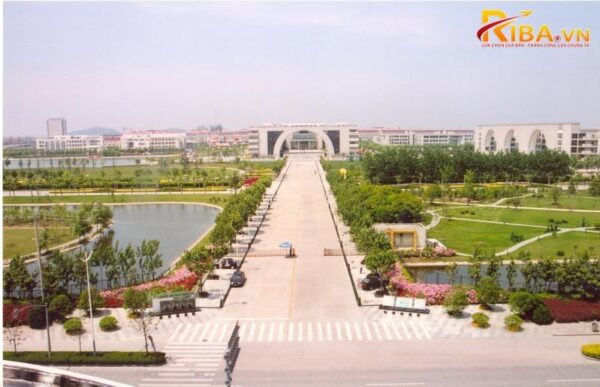 Đại học Thương mại đối ngoại Thượng Hải